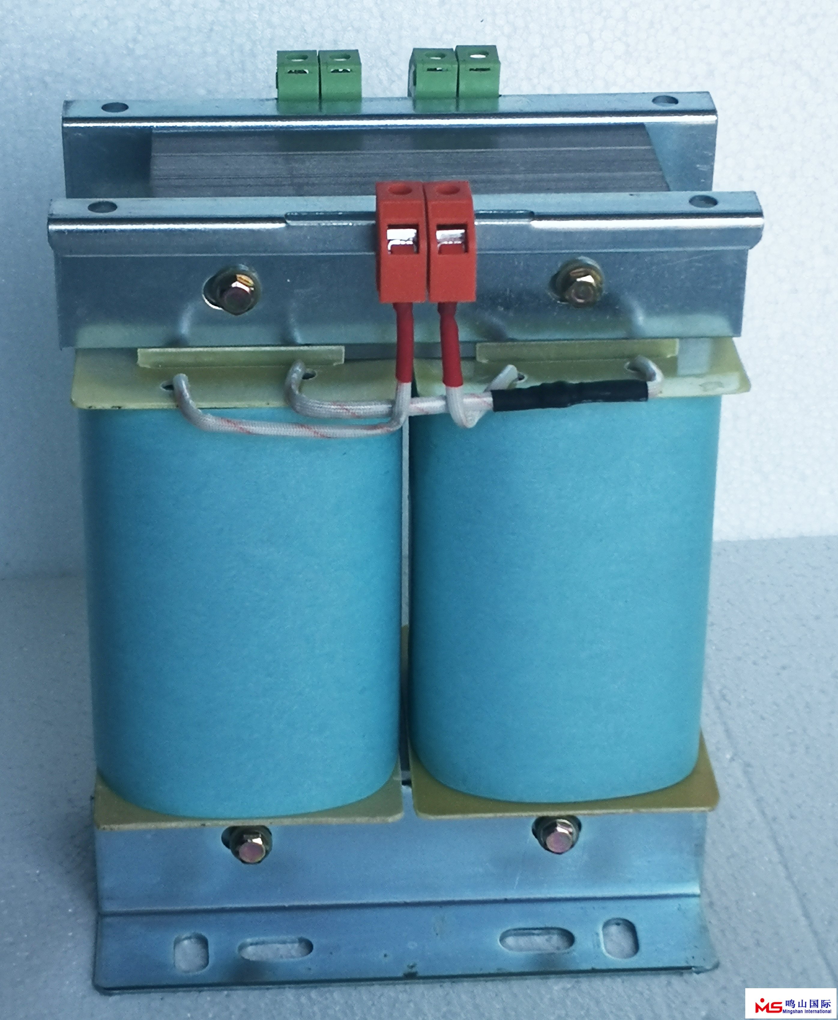 ׃220V׃110V